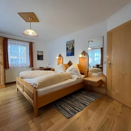 Haus Alpengluehn *