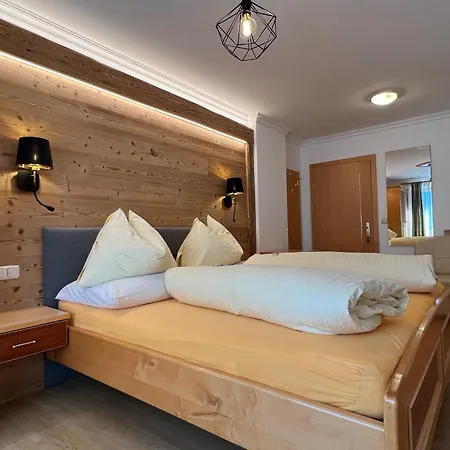 B&B Haus Alpengluehn 3*